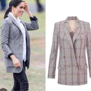 CAbi Sleuth Blazer size 4 like new